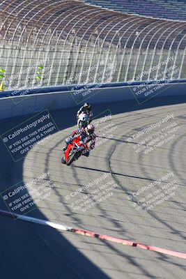 media/Jan-21-2023-Fastrack Riders (Sat) [[fcf3f88a30]]/Level 4/Session 2 Nascar 1/